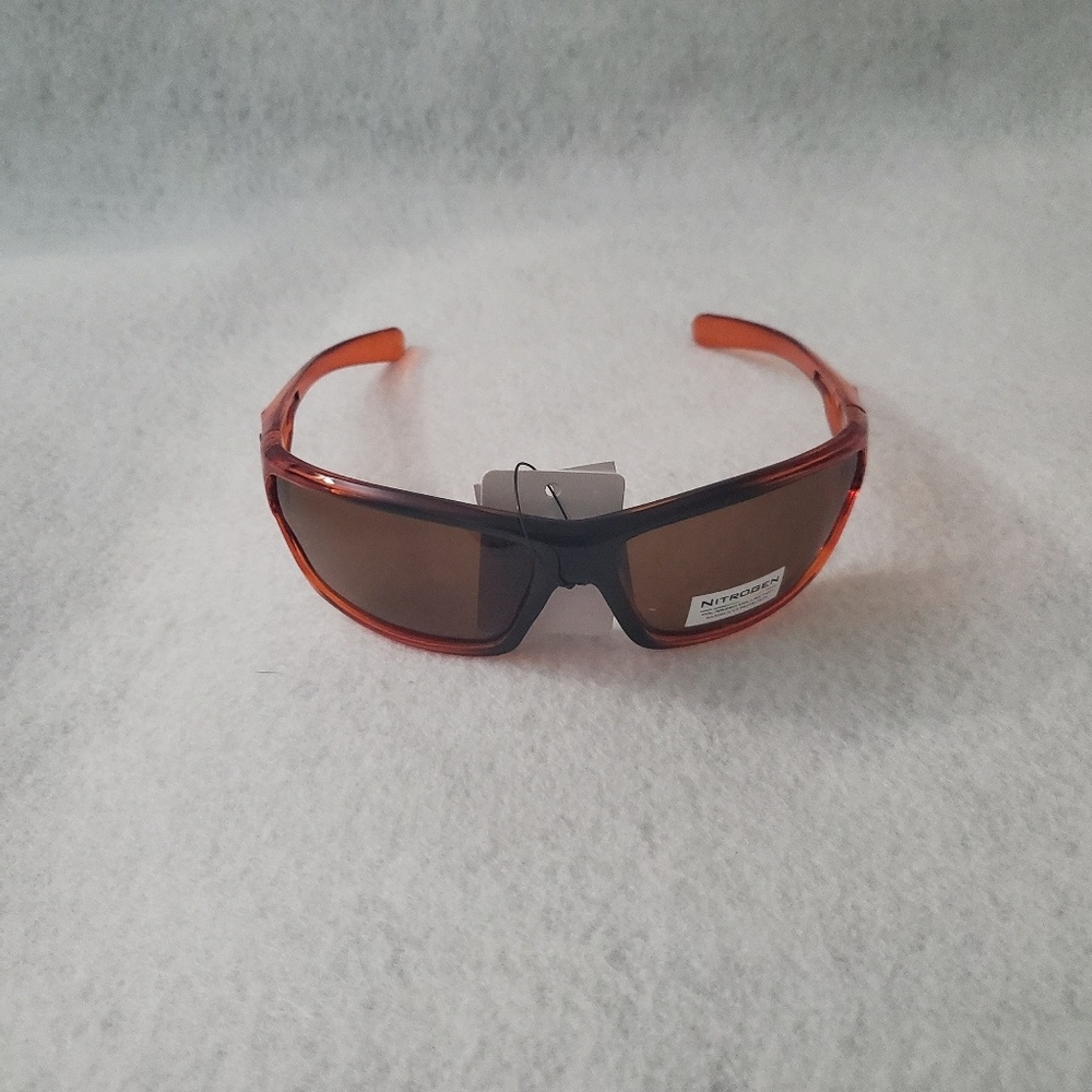 Nitrogen Polarized Lens